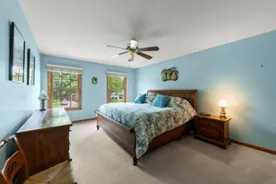 2012 Cromwell Dr, Wheaton, IL 60189 - Photo 20