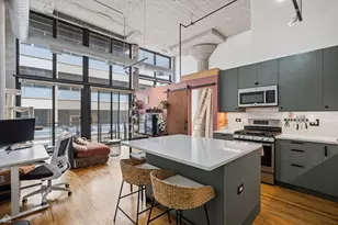 1934 N Washtenaw Ave, Chicago, IL 60647 - Photo 2