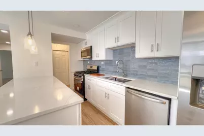 3950 N Lake Shore Drive #1207, Chicago, IL 60613 - Photo 8