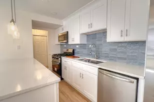 3950 N Lake Shore Dr, Chicago, IL 60613 - Photo 8