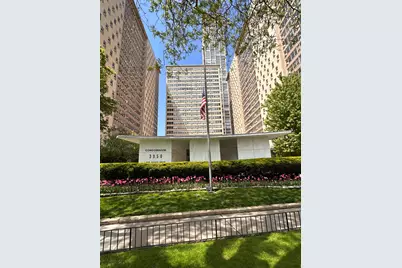3950 N Lake Shore Drive #1207, Chicago, IL 60613 - Photo 1
