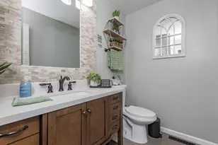 1615 N Sheridan Rd, Waukegan, IL 60085 - Photo 12