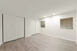 1610 Astor Ave, Oakbrook Terrace, IL 60181 - Photo 20