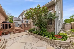 1610 Astor Ave, Oakbrook Terrace, IL 60181 - Photo 26