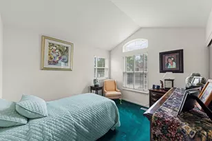 1610 Astor Ave, Oakbrook Terrace, IL 60181 - Photo 18