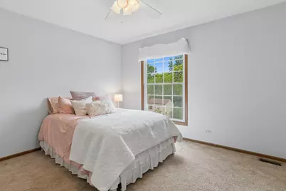 1318 Nantucket Court, Carol Stream, IL 60188 - Photo 16