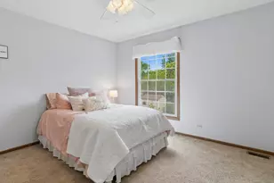 1318 Nantucket Ct, Carol Stream, IL 60188 - Photo 16