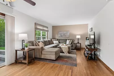 1318 Nantucket Court, Carol Stream, IL 60188 - Photo 10