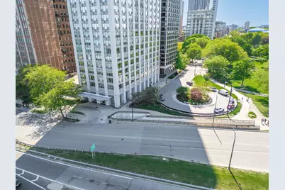 1550 N Lake Shore Drive #25C, Chicago, IL 60610 - Photo 4