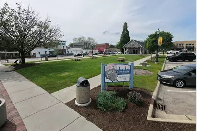 406 Barrington Avenue, East Dundee, IL 60118 - Photo 12