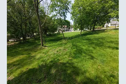 406 Barrington Avenue, East Dundee, IL 60118 - Photo 4