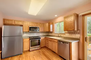 9762 Bennington Dr, Huntley, IL 60142 - Photo 6