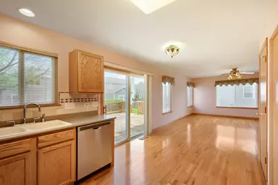 9762 Bennington Drive, Huntley, IL 60142 - Photo 8