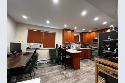 8052 N Oriole Avenue #G, Niles, IL 60714 - Photo 6