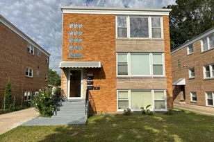 8052 N Oriole Ave, Niles, IL 60714 - Photo 1