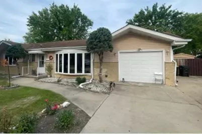 9425 Margail Avenue, Des Plaines, IL 60016 - Photo 1