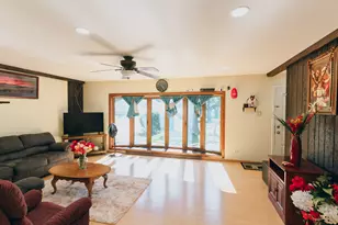 9425 Margail Ave, Des Plaines, IL 60016 - Photo 10