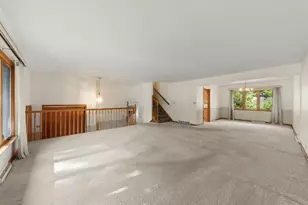 848 S Hillcrest Ave, Elmhurst, IL 60126 - Photo 4