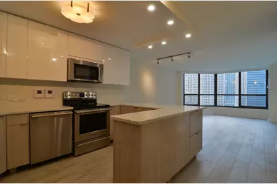 405 N Wabash Avenue #707, Chicago, IL 60611 - Photo 2
