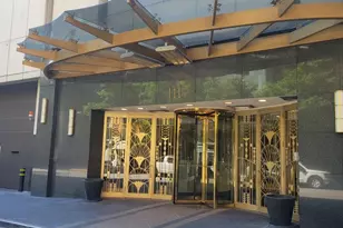 111 E Chestnut St, Chicago, IL 60611 - Photo 2