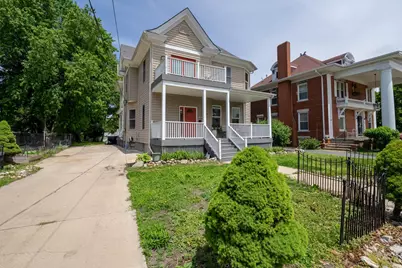 703 W Wood Street W, Bloomington, IL 61701 - Photo 38