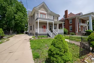 703 W Wood Street W, Bloomington, IL 61701 - Photo 38