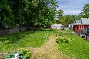 703 W Wood Street W, Bloomington, IL 61701 - Photo 34