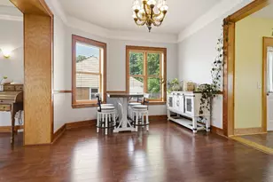 703 W Wood Street W, Bloomington, IL 61701 - Photo 6