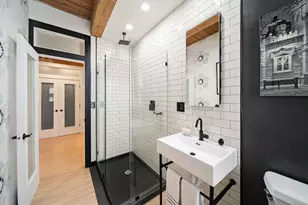 811 W Aldine Ave, Chicago, IL 60657 - Photo 22
