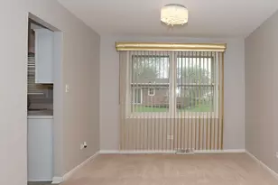 6024 Aspen Ln, Matteson, IL 60443 - Photo 8