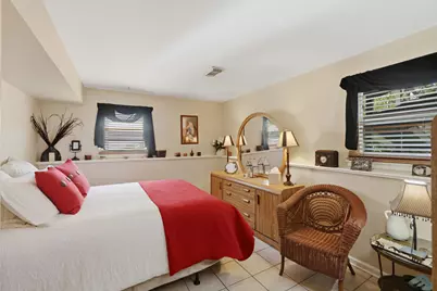 898 E Schirra Drive, Palatine, IL 60074 - Photo 16