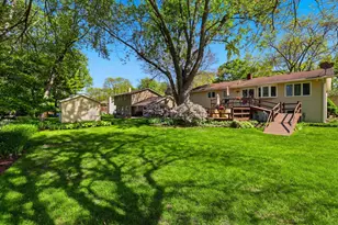 898 E Schirra Dr, Palatine, IL 60074 - Photo 24