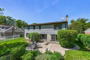 3935 Michael Ln, Glenview, IL 60026 - Photo 50