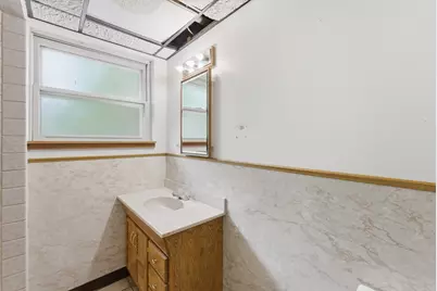 565 Eletson Drive, Crystal Lake, IL 60014 - Photo 18