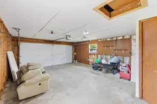 565 Eletson Dr, Crystal Lake, IL 60014 - Photo 24