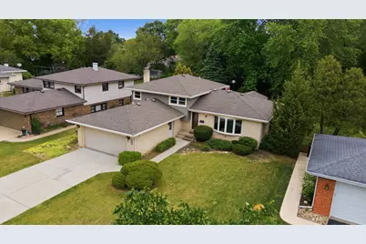565 Eletson Drive, Crystal Lake, IL 60014 - Photo 32