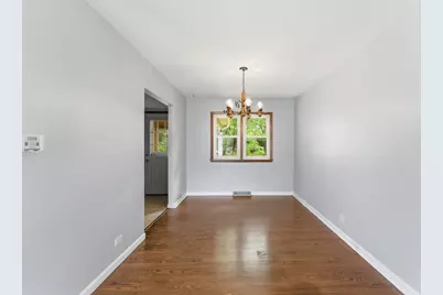 565 Eletson Drive, Crystal Lake, IL 60014 - Photo 8
