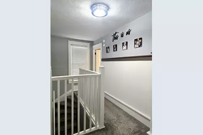 210 E 6th Avenue, Clifton, IL 60927 - Photo 16