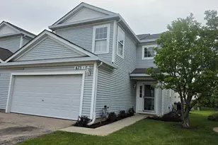 675 Fieldcrest Dr, South Elgin, IL 60177 - Photo 1