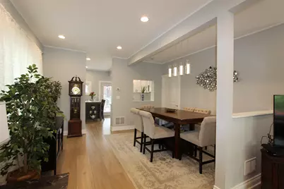 4719 W Warwick Avenue, Chicago, IL 60641 - Photo 8