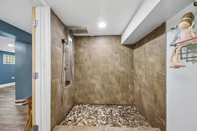 3121 N Nottingham Avenue, Chicago, IL 60634 - Photo 22