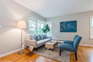 610 Ridge Rd, Wilmette, IL 60091 - Photo 2