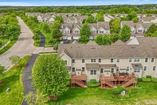 1131 Falcon Ridge Dr, Elgin, IL 60124 - Photo 62