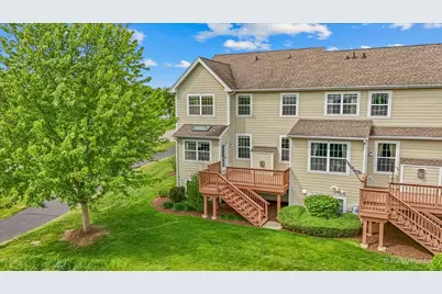 1131 Falcon Ridge Drive, Elgin, IL 60124 - Photo 10
