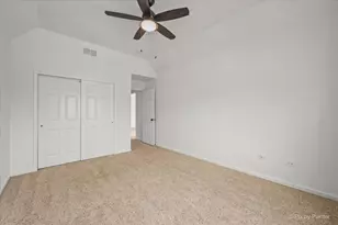1131 Falcon Ridge Dr, Elgin, IL 60124 - Photo 40