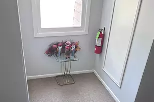 7005 99th St, Chicago Ridge, IL 60415 - Photo 12