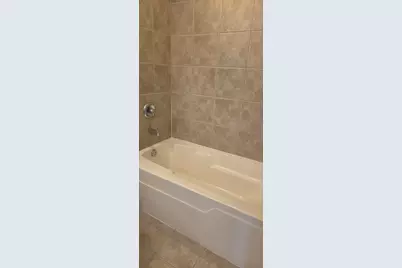 1122 W Catalpa Avenue #414, Chicago, IL 60640 - Photo 6