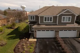 12420 Lacey Dr, Lemont, IL 60439 - Photo 2