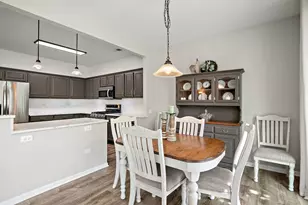 11806 Borhart Dr, Huntley, IL 60142 - Photo 8