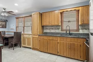 5326 S Nagle Ave, Chicago, IL 60638 - Photo 14